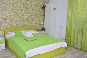 Отель Studio Green  Бухарест